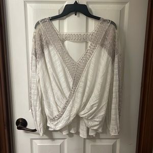 Medium - Free People White & Lace Blouse